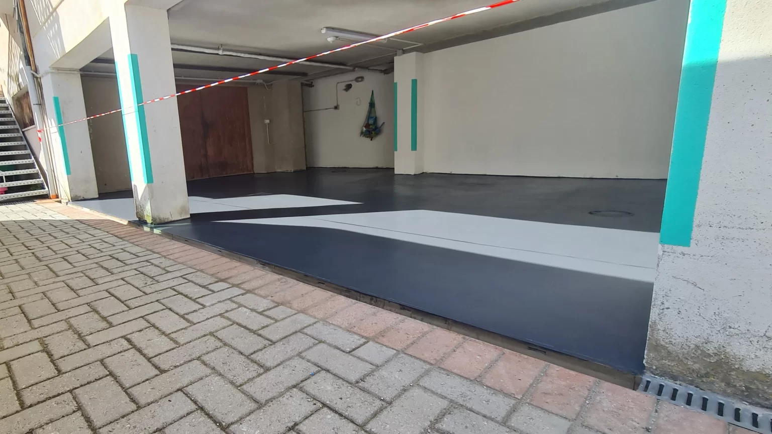 Foto 1 - Pavimento Garage in Resina